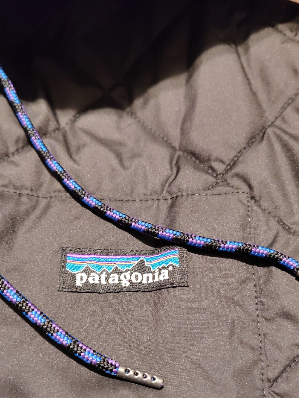 New Patagonia Diamond Quilted Bomber Hoody Light Packable Pretty Water Proof - Picture 2 of 11